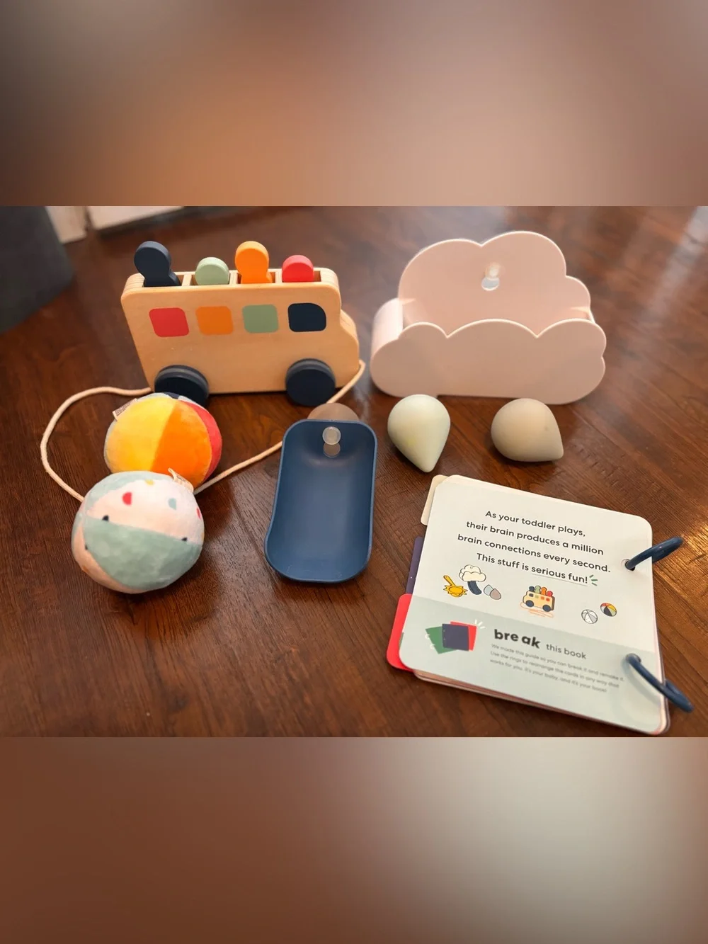 Kiwico let’s move playkit for 13-18 months